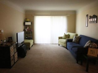 475 N Eton St APT C6, Birmingham, MI 48009