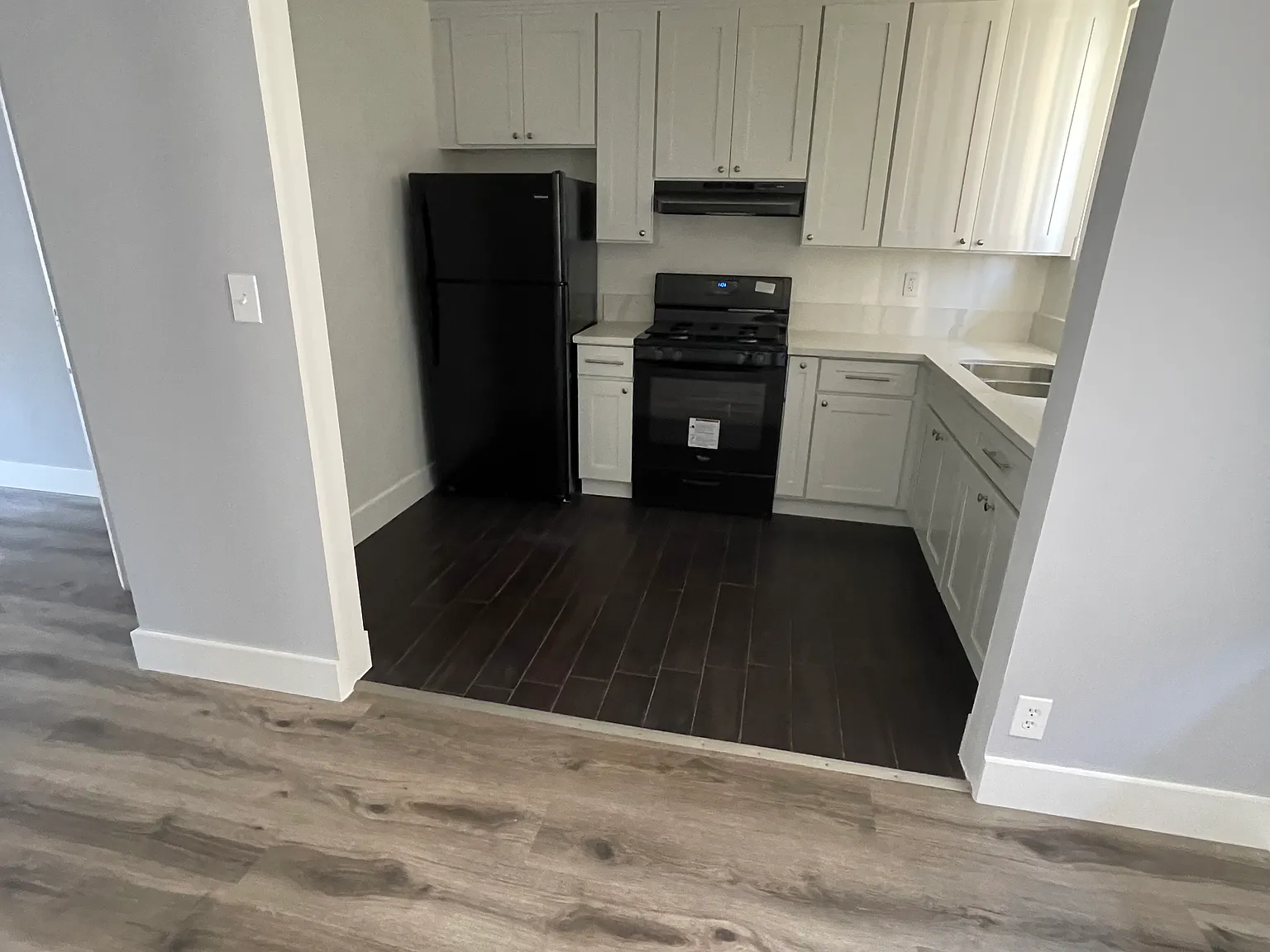 8540 Saturn St — Photo 4