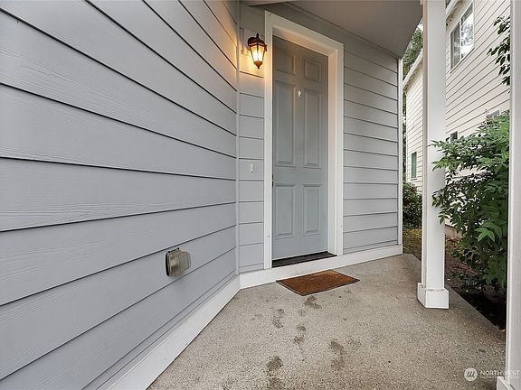 2nd image of 19106 96th Avenue Ct E