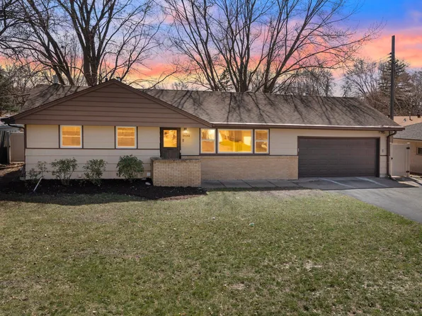 9011 61st Ave N, New Hope, MN 55428