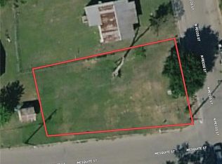 1013 Pecos St, Lockhart, TX 78644