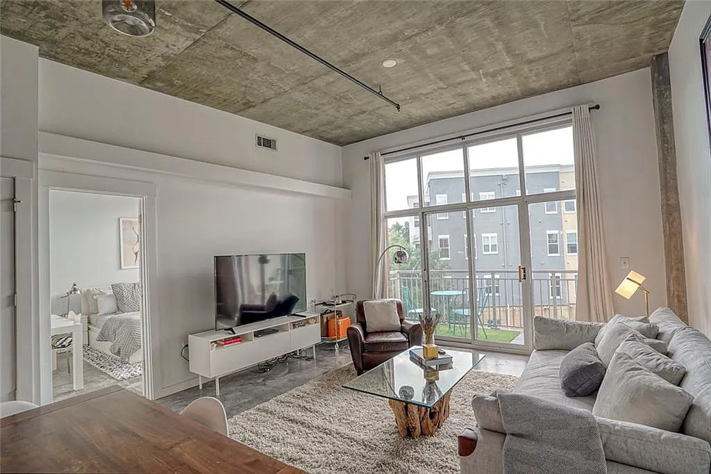 1 bed, 1.0 bath, 852 sqft, $3,500 — Photo 1