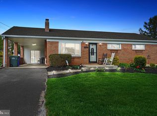 1927 Poplars Rd, York, PA 17408