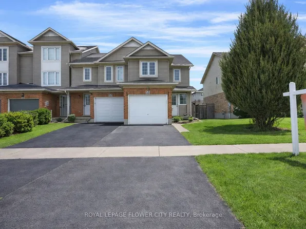 128 Donnenwerth Dr, Kitchener, ON N2E 4C8