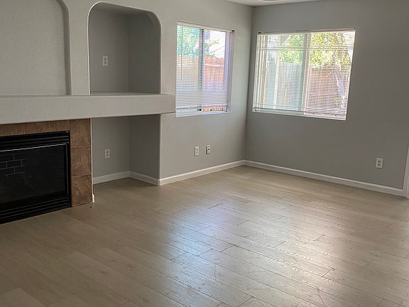5th image of 2497 Marie Antonette Ln