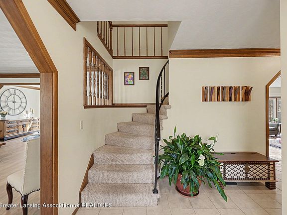 4th image of 1410 Westport Dr