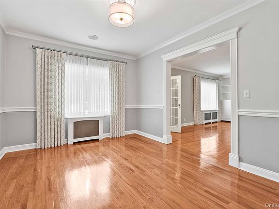 5th image of 21405 53rd Avenue