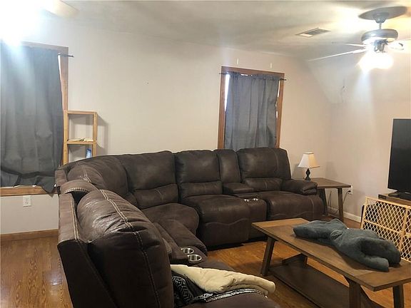4th image of 4106 S 1st St