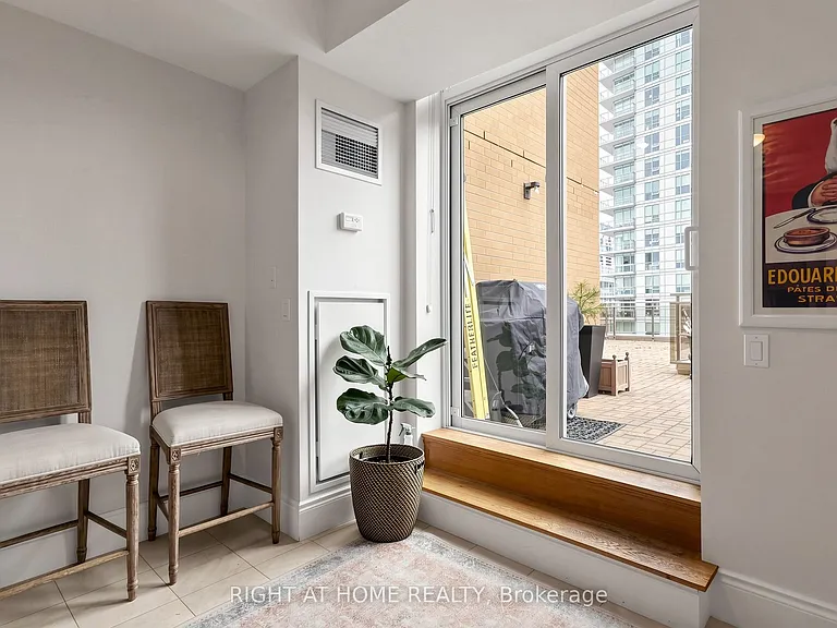 123 Eglinton Ave E #Penthouse 4 — Photo 23