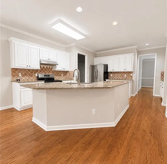 3235 Bentwood Close — Photo 15