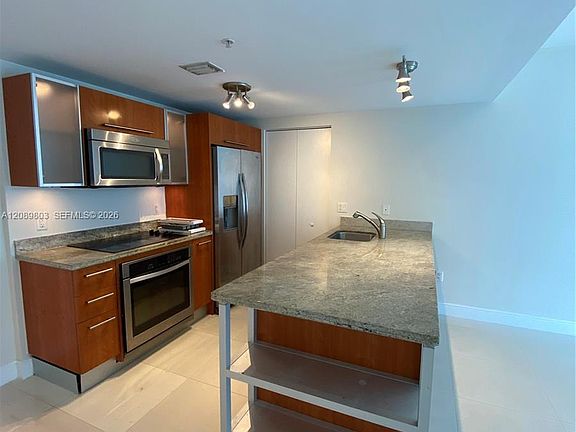 2nd image of 185 SW 7th St APT 2610