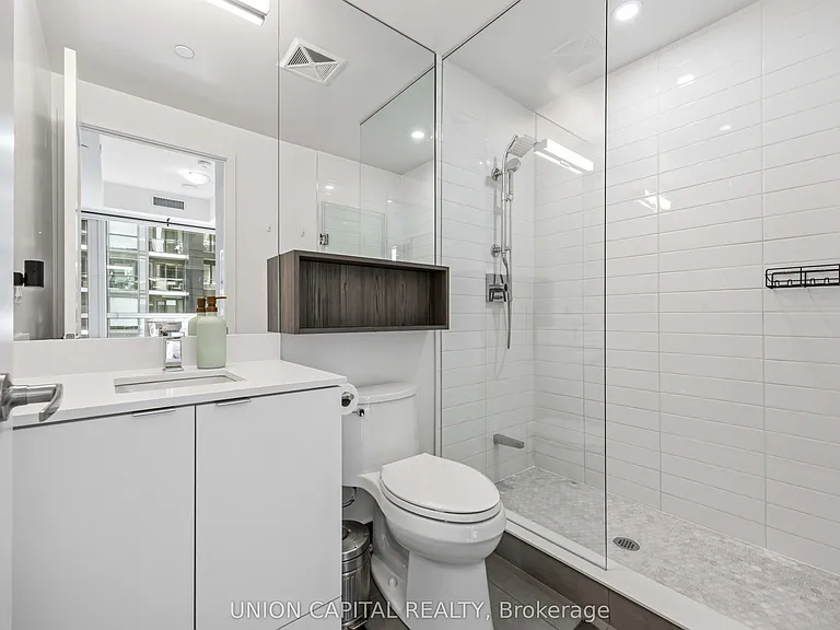 121 Lower Sherbourne St #647 — Photo 16