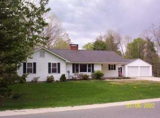 242 Hight Rd, Dayton, ME 04005