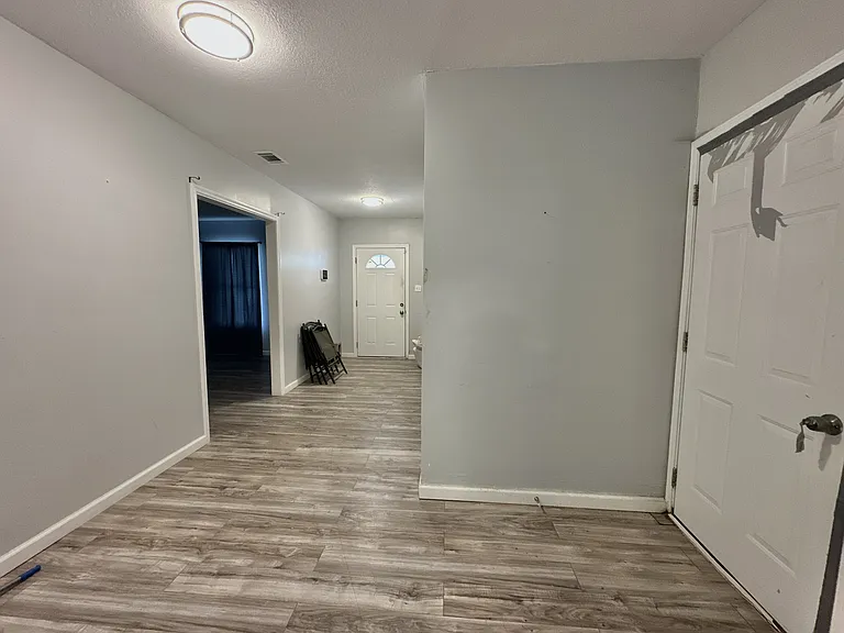 1111 Timber Line Dr — Photo 15