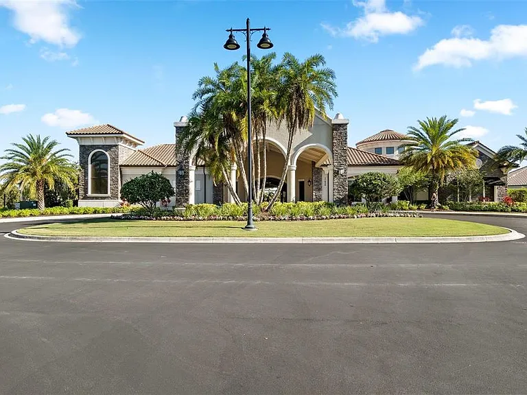 16904 Vardon Ter #107 — Photo 45