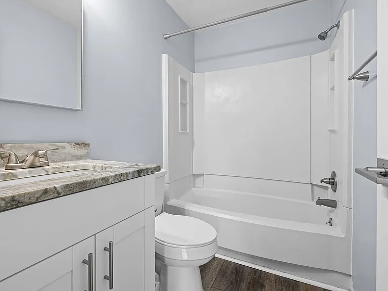 1009 Autumn Woods Ln #109 — Photo 12