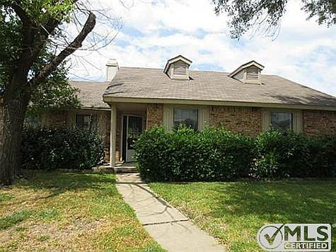 1st image of 102 Camilla Ln