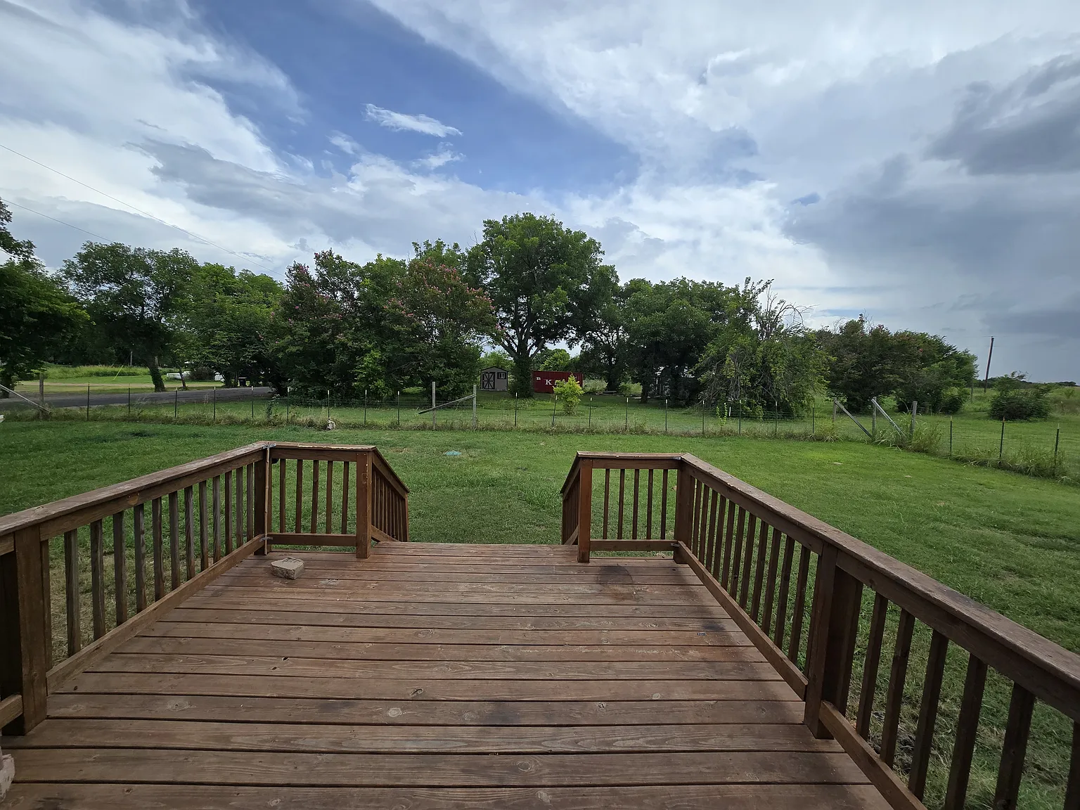 3 bed, 1408 sqft, $1,800 — Photo 2