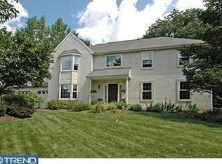 128 Horseshoe Ln, North Wales, PA 19454