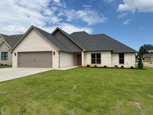 20 S St, Paragould, AR 72450