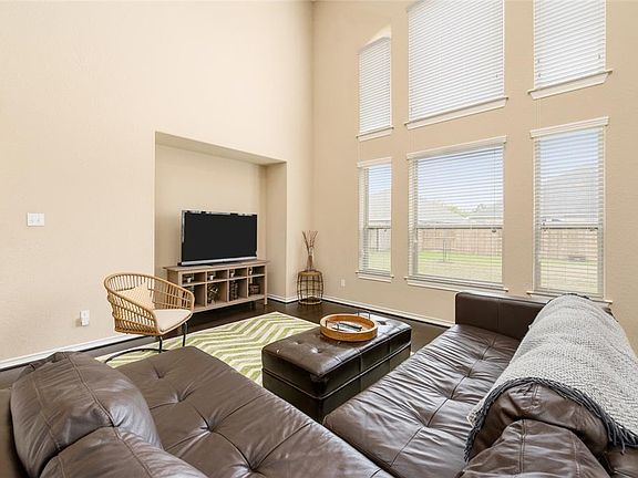 2nd image of 5114 Big Meadow Ln