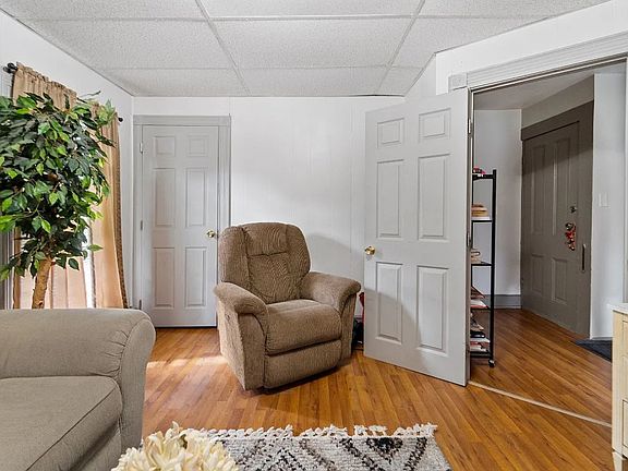 5th image of 51 Bigelow St #2