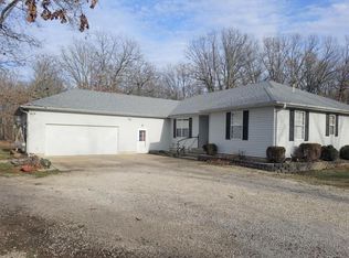 145 Small Woods Dr, Marshfield, MO 65706
