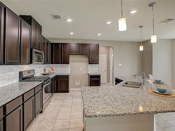 2nd image of 1705 Bovina Dr