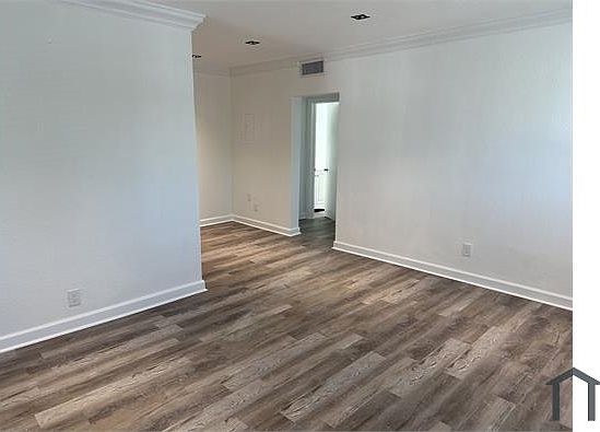 2nd image of 1949 NE 172nd St #9
