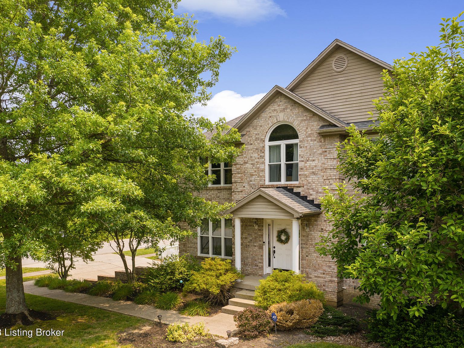 1317 Crosstimbers Dr, Louisville, KY 40245 Zillow