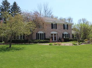 390 Bunker Hill Dr, Brookfield, WI 53005