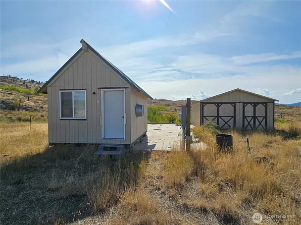 84 Allen Drive, Oroville, WA 98844