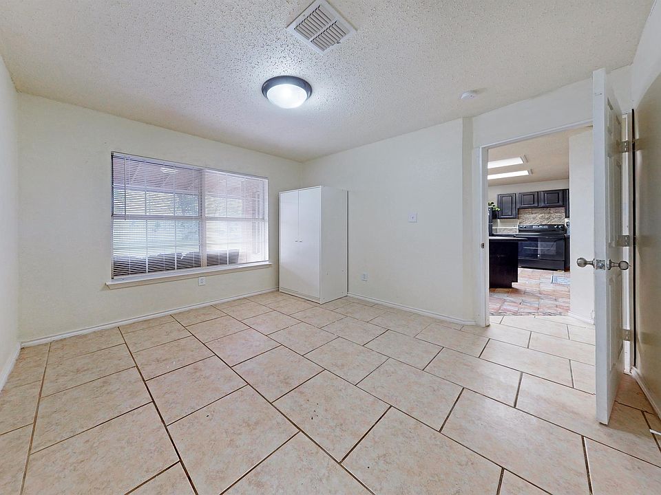 1st image of 2105 Capstan Dr #1B-739760