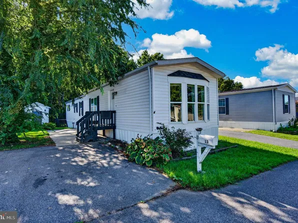 13 Tamarac Trl, Middle River, MD 21220