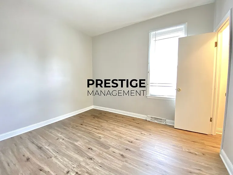 4724 Pine Ave #26 — Photo 7