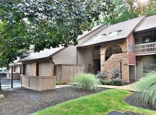 4462 Willow Creek Dr SE, Warren, OH
