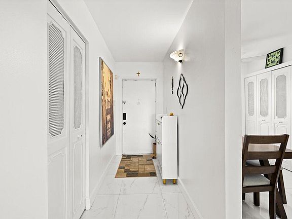 3rd image of 4550 NW 18th Avenue #406