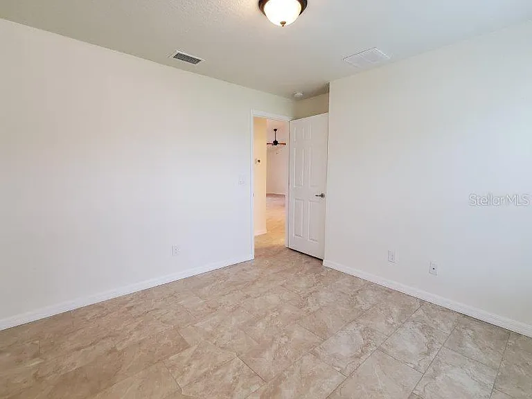 1192 Oceanic Rd — Photo 15