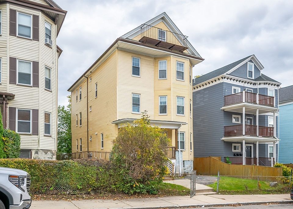 1st image of 72 Kingsdale St