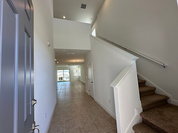 3rd image of 2128 Sunshine Peak Dr