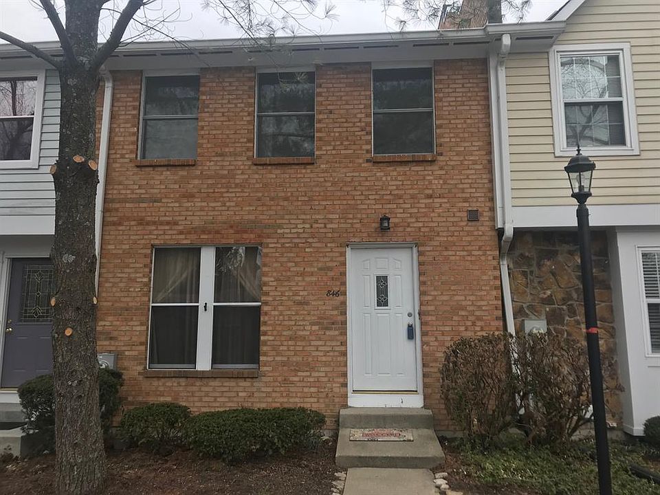 1st image of 846 S Woodlyn Dr