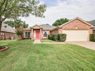 3917 Oak Park Dr, Flower Mound, TX 75028