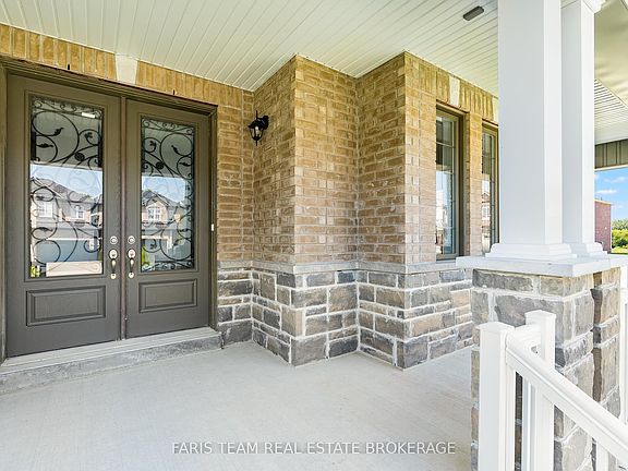 4th image of 63 Wood Cres