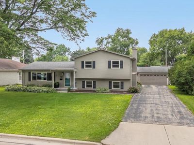 411 LOWELL PLACE, Neenah, WI, 54956