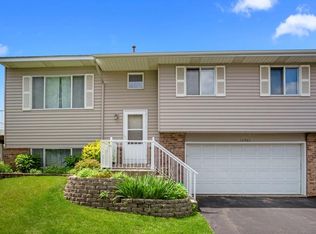 15901 Gooseberry Way, Apple Valley, MN 55124