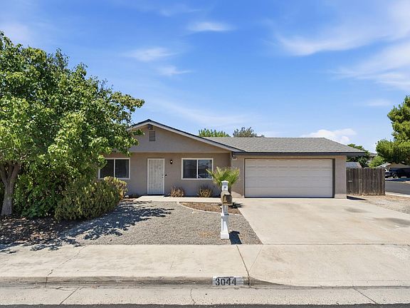 3rd image of 3044 Adler Ave