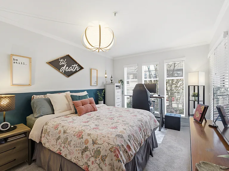 639 W 14th Ave #206 — Photo 20