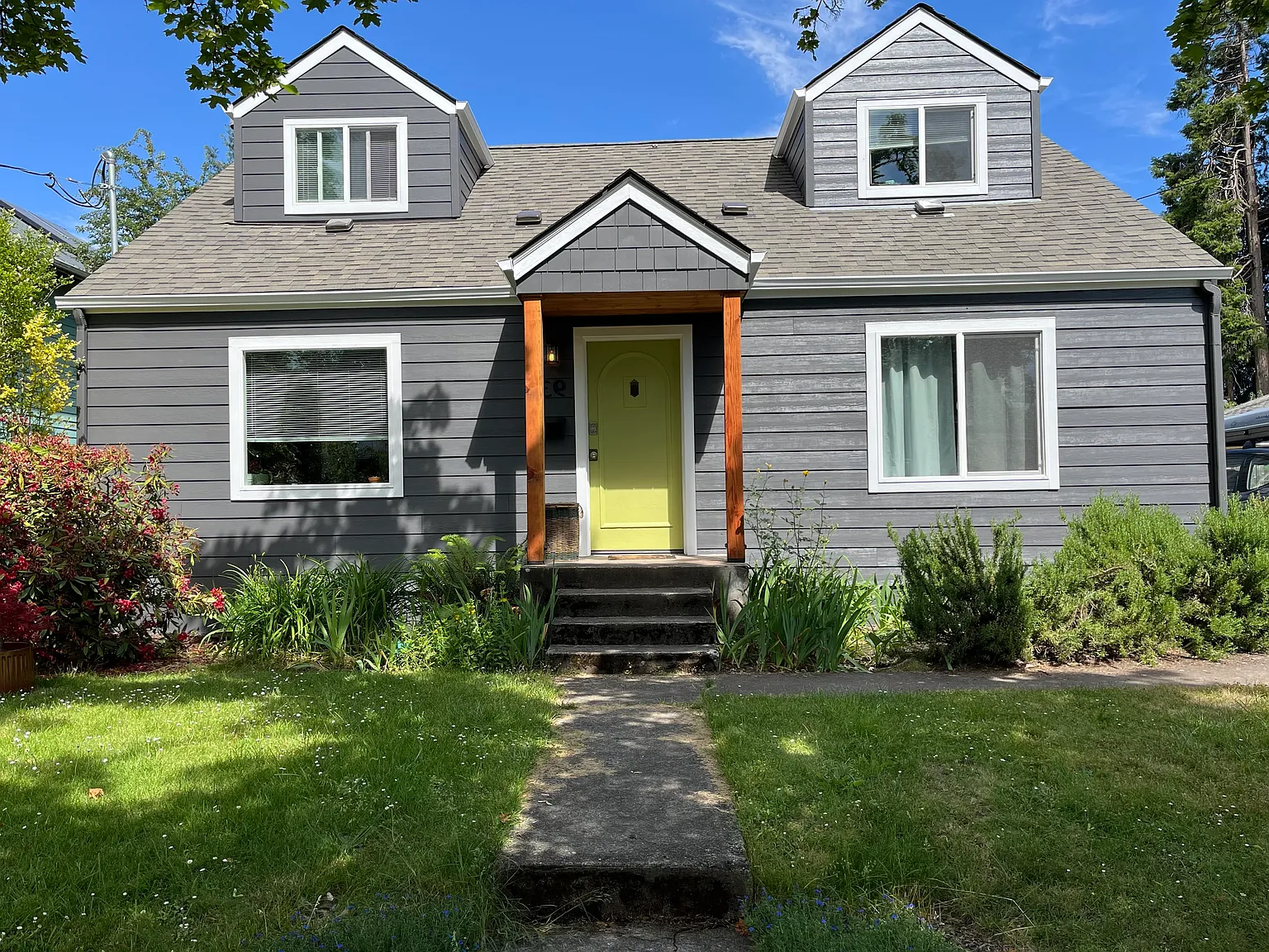 4 bed, 1568 sqft, $2,350 — Photo 1