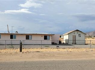 4014 W Chino Dr, Golden Valley, AZ 86413