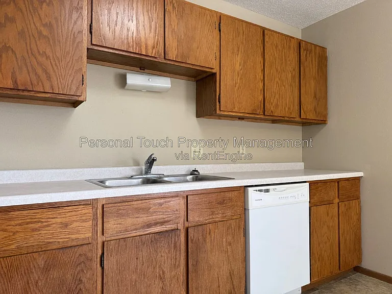 905 19th St SW #5 — Photo 11